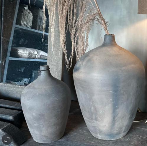 Stenen fles kruik Aura Peeperkorn, Huis en Inrichting, Woonaccessoires | Vazen, Overige kleuren, Minder dan 50 cm, Overige materialen