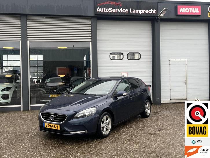 Volvo V40 1.6 T2 Momentum, Auto's, Volvo, Bedrijf, Te koop, V40, ABS, Airbags, Airconditioning, Alarm, Bluetooth, Boordcomputer