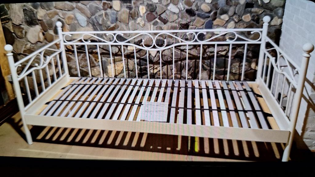 Metalen bed, wit gelakt, Ophalen, 90 cm, Eenpersoons, Wit