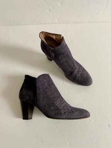 H212 Vero Cucio maat 39 suede-leren enkel/lage laarsjes beschikbaar voor biedingen