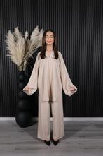 Bijpassende set/twinset, Maat 38/40 (M), Muda Modest Boutique, Stuartweg 9H, Nieuw