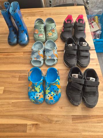 Nike/Crocs kinder schoenen maat 29 hoofdzakelijk  beschikbaar voor biedingen