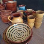Tapas servies geel aardewerk met sonkerblauwe cirkels, Huis en Inrichting, Ophalen, Gebruikt, Bord(en), Overige stijlen