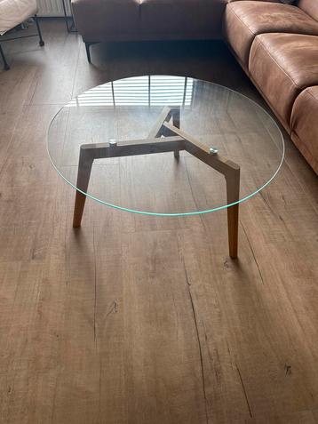Glazen Salontafel rond met Houten Poten 90 cm beschikbaar voor biedingen