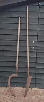 Oud gereedschap uit Giethoorn, Vilzemes en Riethaak, Haak., Ophalen