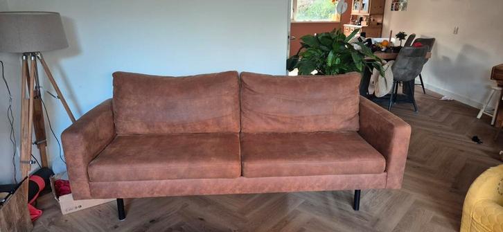 Cognac 2,5 zits bank rodeo, Huis en Inrichting, Banken | Bankstellen, Zo goed als nieuw, Rechte bank, Tweepersoons, 200 tot 250 cm