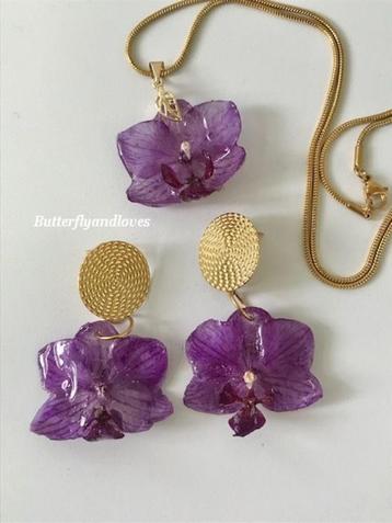 Uniek prachtige echte orchidee oorbellen Cadeau tip vrouw beschikbaar voor biedingen