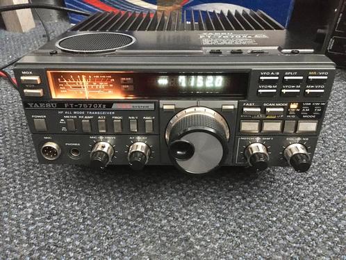 Hf tranceiver yaesu ft 757 gxll pr incl vzk, Telecommunicatie, Zenders en Ontvangers, Zo goed als nieuw, Zender en Ontvanger, Ophalen of Verzenden