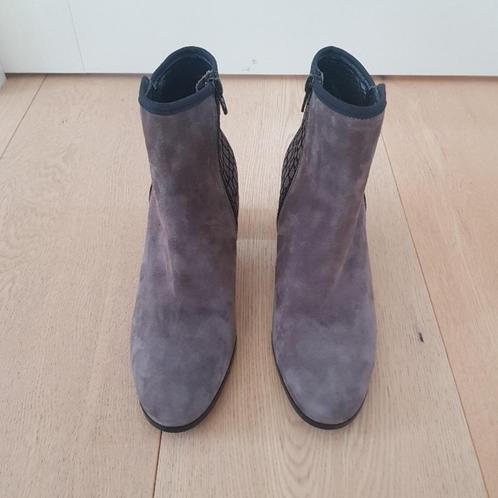 Prachtige enkellaarsjes van Lavorazione Artigiana, Kleding | Dames, Schoenen, Zo goed als nieuw, Hoge laarzen, Bruin, Ophalen of Verzenden
