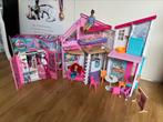 Barbie Malibu huis met doos en instructie en extra’s!, Kinderen en Baby's, Speelgoed | Poppenhuizen, Poppenhuis, Zo goed als nieuw