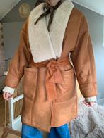 Hollies lammy coat ceintuur M bohemian winterjas, Kleding | Dames, Jassen | Winter, Maat 38/40 (M), -, Ophalen of Verzenden, Zo goed als nieuw