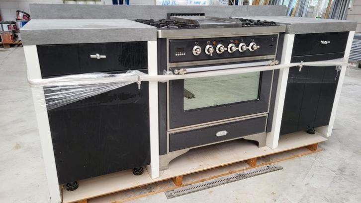 BORETTI MAJESTIC KEUKEN EILAND, Huis en Inrichting, Keuken | Keukenbenodigdheden, Zo goed als nieuw, Ophalen