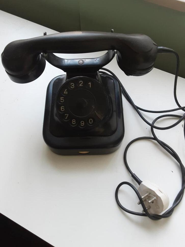 Vintage Bakelieten Telefoon - HEE MAE, Telecommunicatie, Vaste telefoons | Handsets en Draadloos, Gebruikt, 1 handset, Ophalen