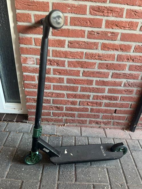 Chili pro, Fietsen en Brommers, Steps, Gebruikt, Gewone step, Ophalen