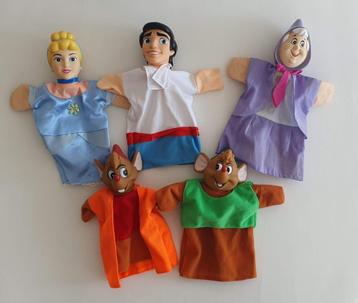 Disney handpoppen beschikbaar voor biedingen