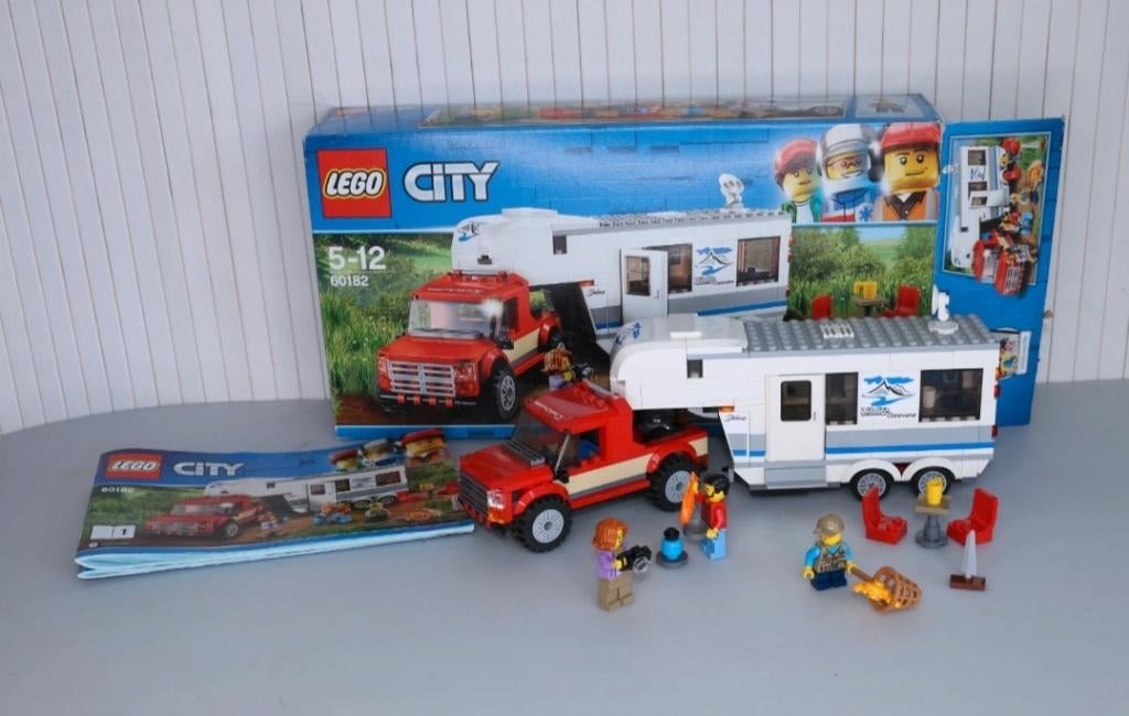 60182 Lego city caravan pick-uptruck kamperen Kerst, Ophalen of Verzenden, Zo goed als nieuw, Complete set, Lego