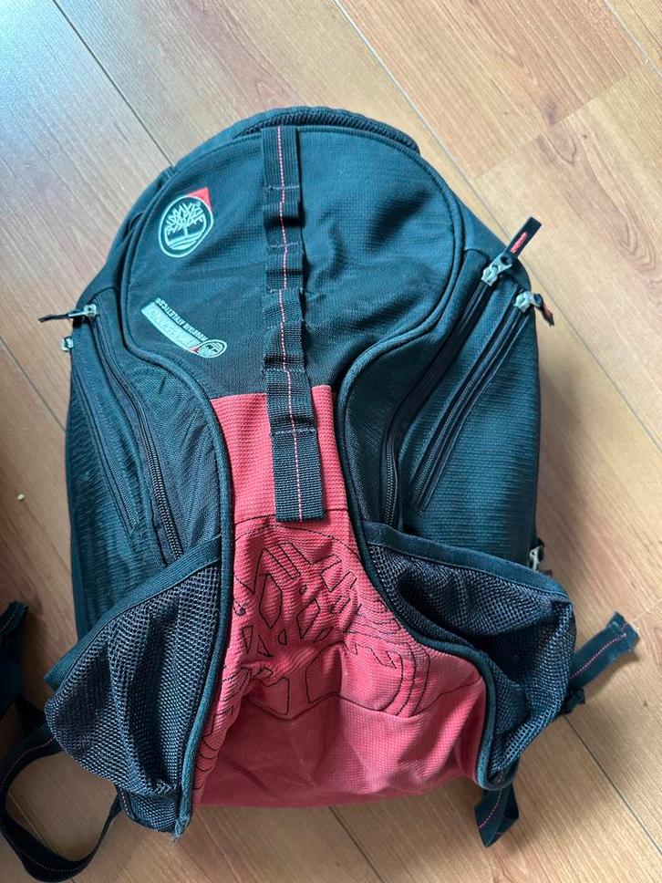 Rugtas Thule & Timberland - Gebruikt, Sieraden, Tassen en Uiterlijk, Tassen | Rugtassen, Gebruikt, Overige merken, 25 tot 40 cm