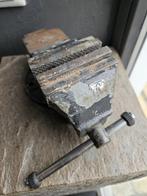 Leuke werkende antieke middelgr bankschroef in goede staat.., Doe-het-zelf en Verbouw, Werkbanken, Ophalen of Verzenden, Gebruikt