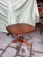 Deze week weg! Houten Bijzettafel met Gedraaide Poot, Ophalen, Minder dan 45 cm, Gebruikt, 55 tot 75 cm