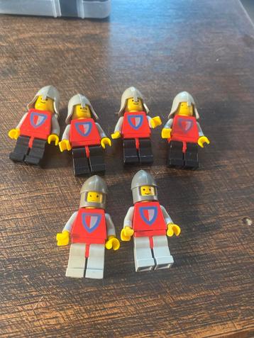 Lego Ridders 677 - Vintage Figuren! beschikbaar voor biedingen