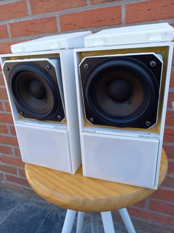 Bang en olufsen cx50 white edition passieve luidsprekers  beschikbaar voor biedingen
