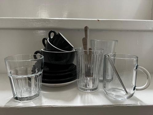 Zwart-wit barista/koffie servies compleet, Huis en Inrichting, Keuken | Servies, Gebruikt, Kop(pen) en/of Schotel(s), Effen, Porselein