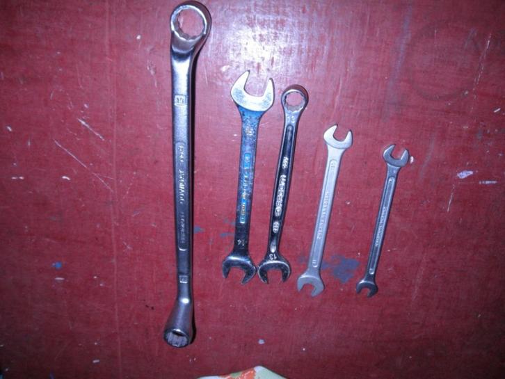 Te koop: Div. gereedschap o.a. Facom., Doe-het-zelf en Verbouw, Gereedschap | Handgereedschap, Zo goed als nieuw, Ophalen of Verzenden