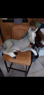 Leuk kunststof paardenbeelden voor buiten, Tuin en Terras, Tuinbeelden, Ophalen, Dierenbeeld, Kunststof, N.v.t.