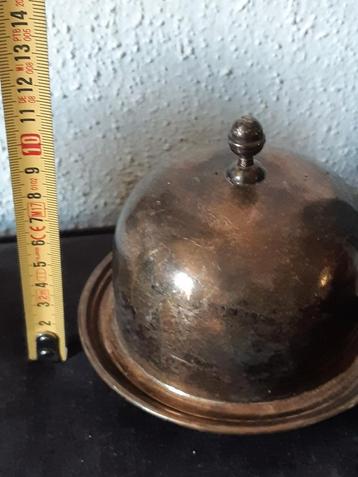 Kl cloche boterstolpje +(paard op)schotel,,stoer brocante  beschikbaar voor biedingen