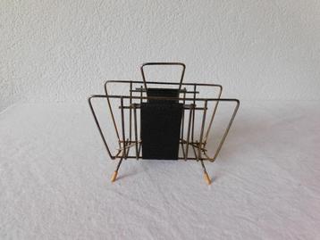 Mooie vintage brievenstandaard of servettenhouder, metaal me beschikbaar voor biedingen