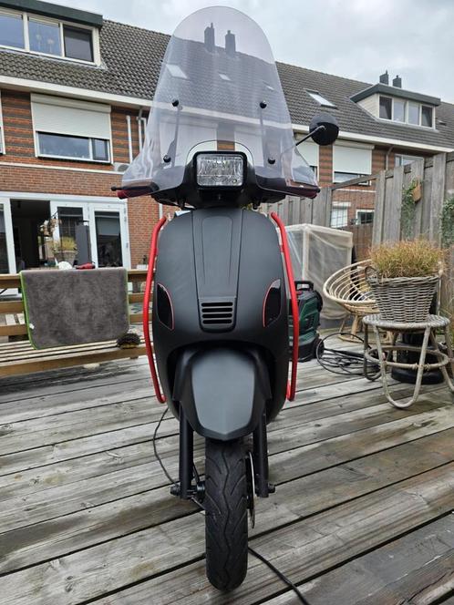 Senzo rivaluxe blauw kenteken, Fietsen en Brommers, Scooters | Overige merken, Zo goed als nieuw, Ophalen