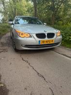 BMW 5-Serie 2.0 520I AUT 2008 Grijs, Auto's, BMW, Automaat, Achterwielaandrijving, 4 cilinders, Overige bekleding