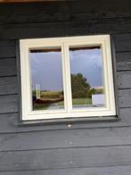 Kozijn met dubbel glas, 75 tot 150 cm, Raamkozijn, Ophalen of Verzenden, Zo goed als nieuw
