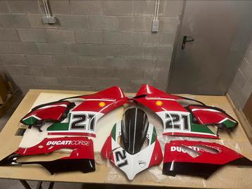 Ducati Panigale V2 Troy Bayliss kappenset – met schade beschikbaar voor biedingen
