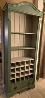 Wijnkast groen wit, Ophalen