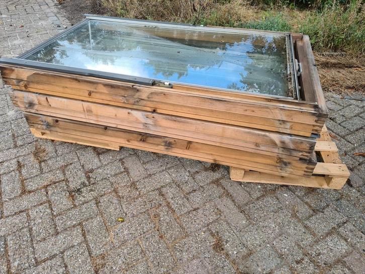 3x Velux PK10 dakraam zonder gootstukken

Ggl3, Doe-het-zelf en Verbouw, Glas en Ramen, Gebruikt, Dakraam, 80 tot 120 cm, Ophalen