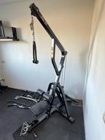 Megatec Lat Pulldown + Accessoires, Sport en Fitness, Fitnessapparatuur, Ophalen, Benen, Gebruikt, Krachtstation