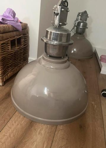 Light & Living.  Industriële hanglamp beschikbaar voor biedingen