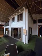 Online Veiling: Tuinhuis (Vuren) met woongedeelte en gara...