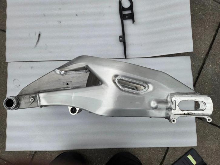 Yamaha R1M achterbrug (swingarm), Motoren, Onderdelen | Yamaha, Ophalen of Verzenden