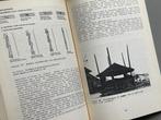 Hooibergen en vloedschuren in het Gelders rivierengebied, Boeken, Ophalen of Verzenden, 20e eeuw of later, Zo goed als nieuw