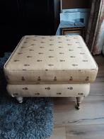Hocker, Ophalen, Vierkant, 50 tot 75 cm, 50 tot 75 cm