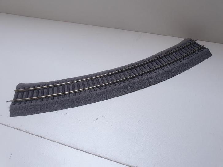 H0 Roco line spoor met bedding R6, Hobby en Vrije tijd, Modeltreinen | H0, Gebruikt, Rails, Gelijkstroom of Wisselstroom, Roco