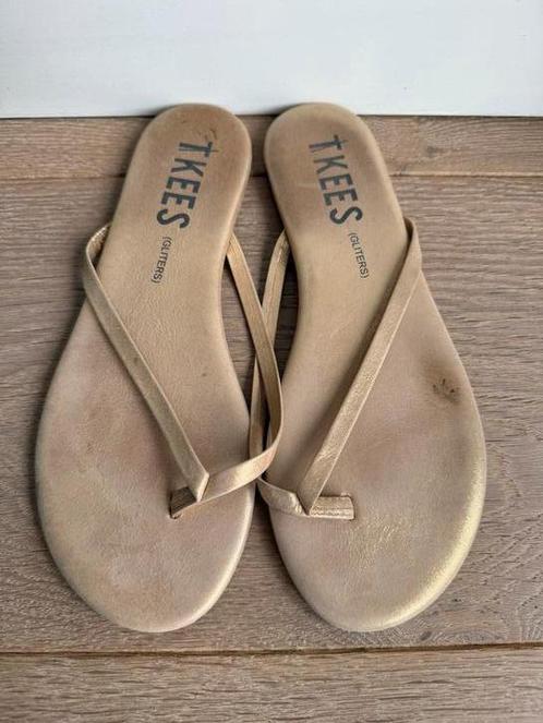 TKEES (gliters) slippers goud maat 38, Kleding | Dames, Schoenen, Gedragen, Slippers, Overige kleuren, Ophalen of Verzenden