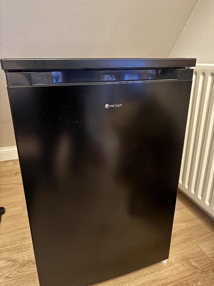 Veripart koelkast / fridge VPTMKV85B, Witgoed en Apparatuur, Koelkasten en IJskasten, Gebruikt, Met vriesvak, 100 tot 150 liter