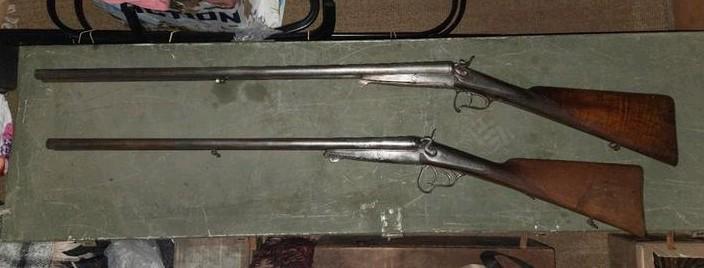 Antieke set dubbelloops zwartkruit jachtgeweren, Antiek en Kunst, Antiek | Overige Antiek, Ophalen of Verzenden