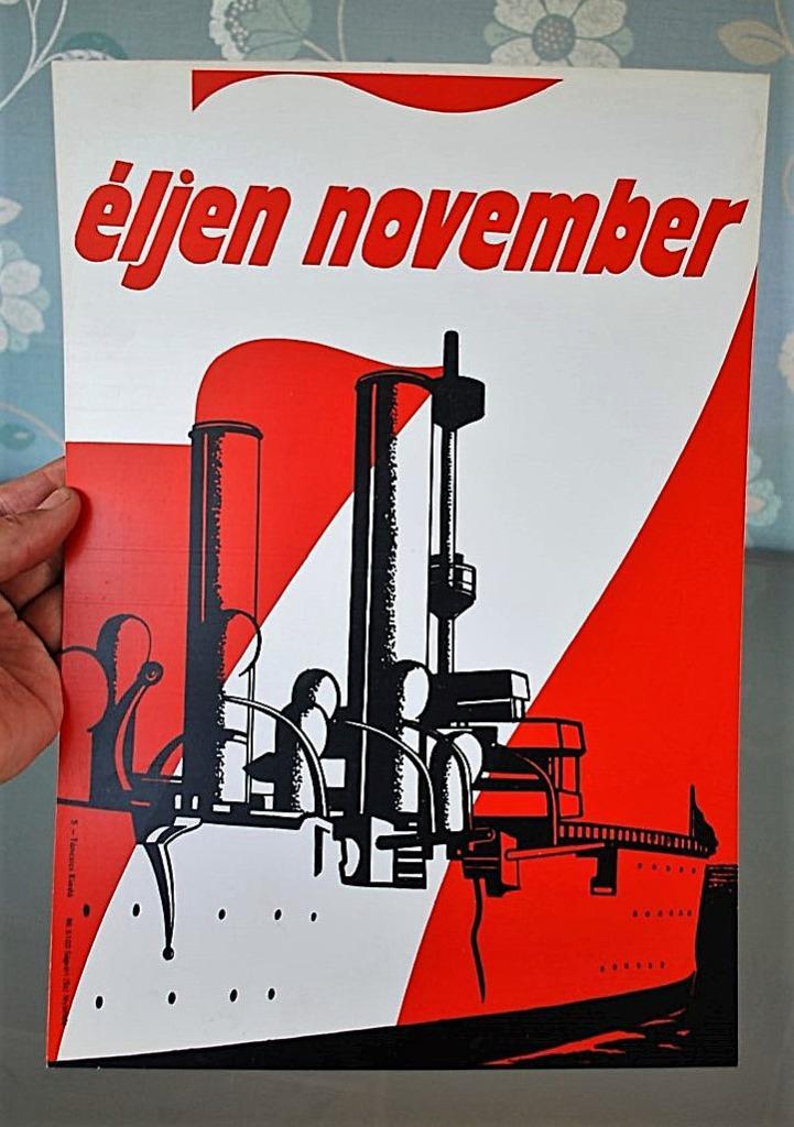 Grote Socialistische Oktober Revolutie  -  2 Posters - 40 cm, Antiek en Kunst, Curiosa en Brocante, Ophalen of Verzenden