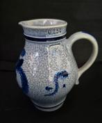 Zoutglazuur aardewerk Marzi & Remi kannetje met 3 bekers, Antiek en Kunst, Ophalen of Verzenden