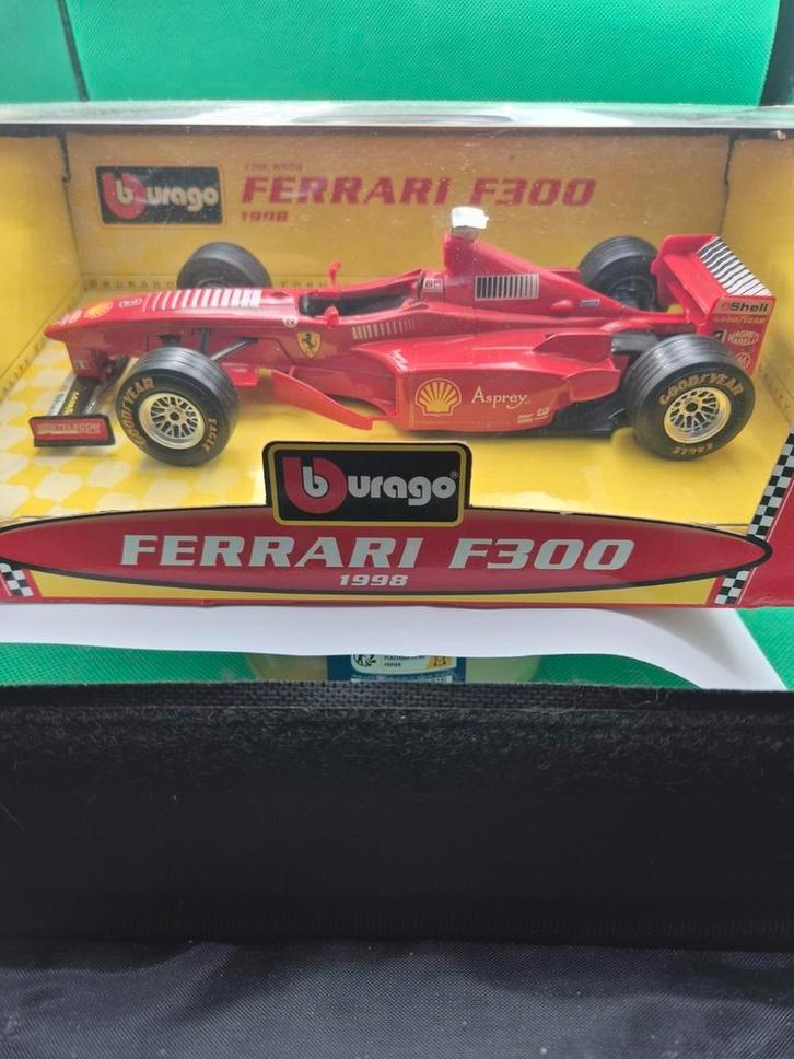 536 Ferrari F300 1/24 Bburago, Hobby en Vrije tijd, Modelauto's | 1:24, Zo goed als nieuw, Bburago, Ophalen of Verzenden