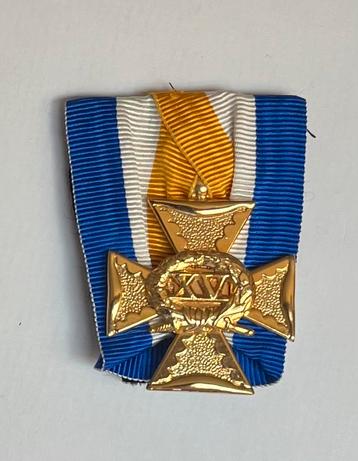 Officiersdienstkruis beschikbaar voor biedingen